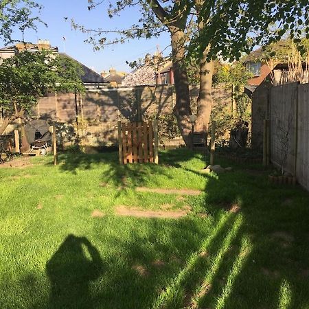 River House With Heated Pool June To Sep & Garden Twickenham Dış mekan fotoğraf