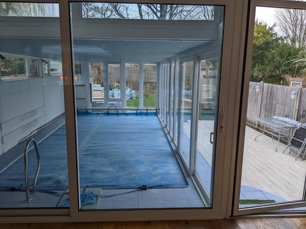 River House With Heated Pool June To Sep & Garden Twickenham Dış mekan fotoğraf